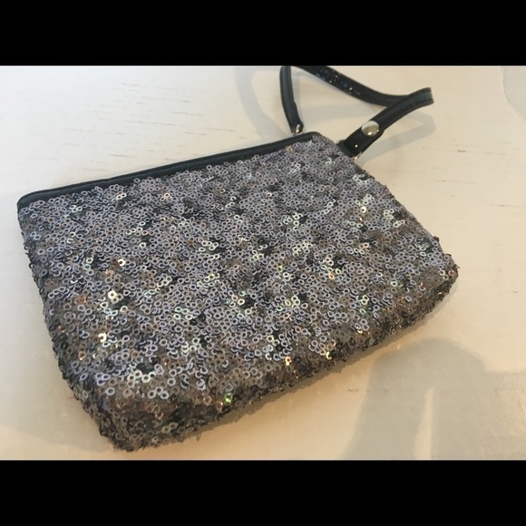 NINE West Wristlet Glitter Sequins Silver Black - Picture 5 of 6